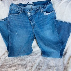 Abercrombie & Fitch 90’s jeans